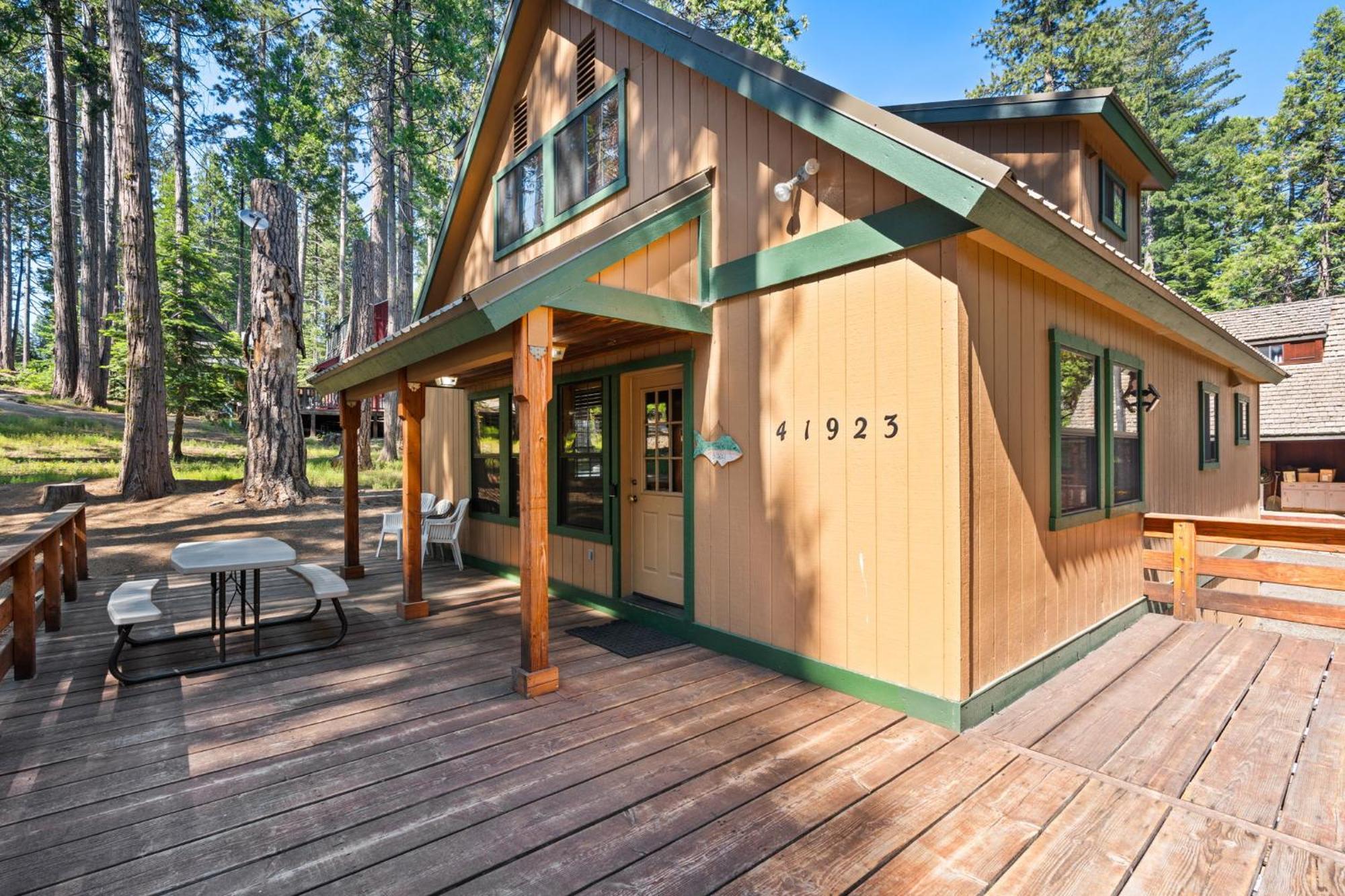 Toste Cabin- Spacious 3Br Cabin In East Village! Shaver Lake Exterior photo