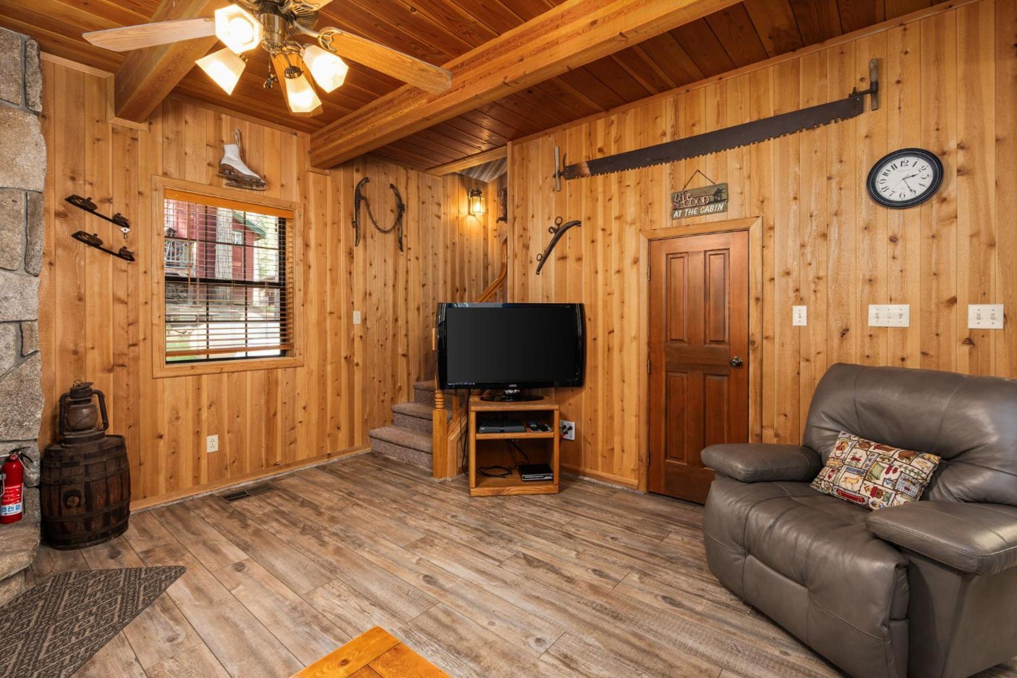 Toste Cabin- Spacious 3Br Cabin In East Village! Shaver Lake Exterior photo